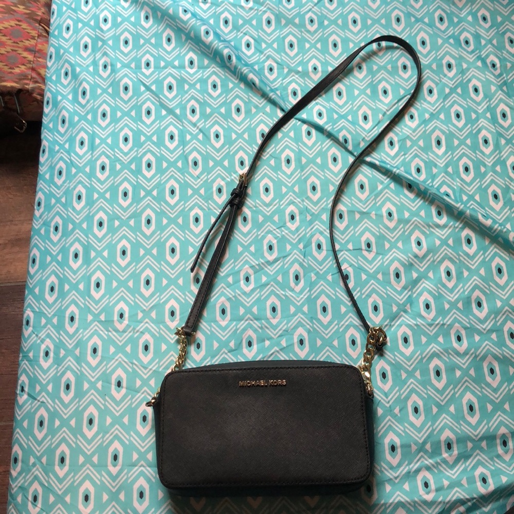 Micheal Kors purse